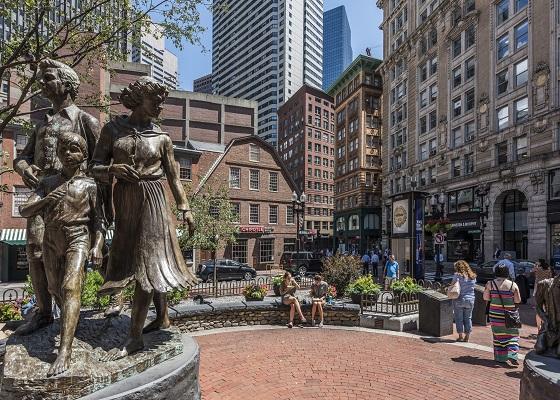 Irish Famine Memorial and Old Corner Bookstore