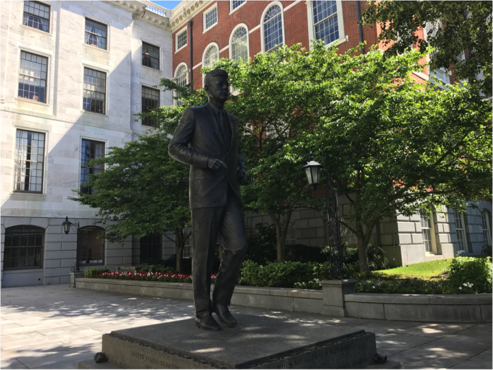 John F. Kennedy Statue